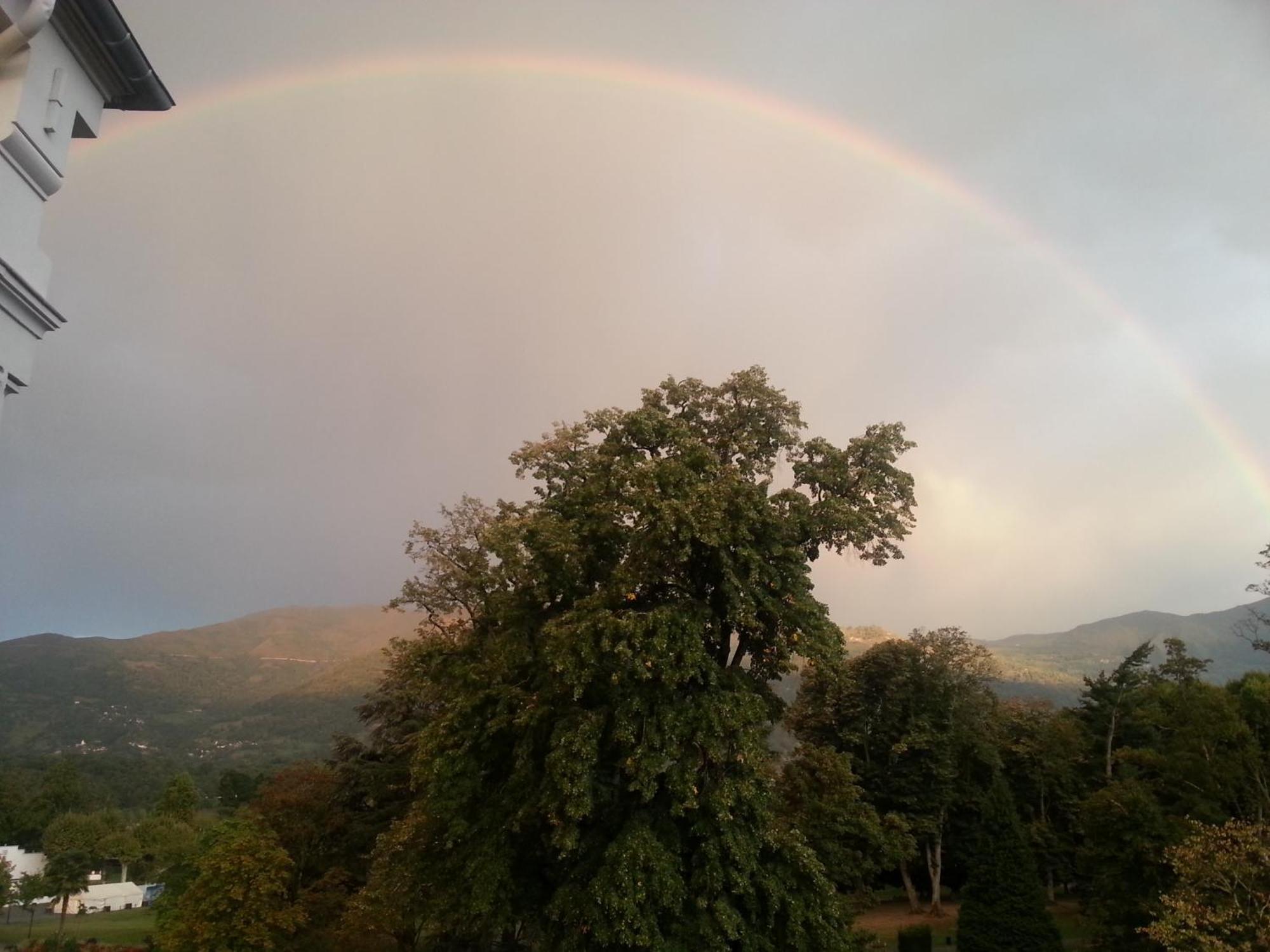 Le Balcon Du Parc, Entre Lourdes Et Gavarnie Argelès-Gazost Kültér fotó